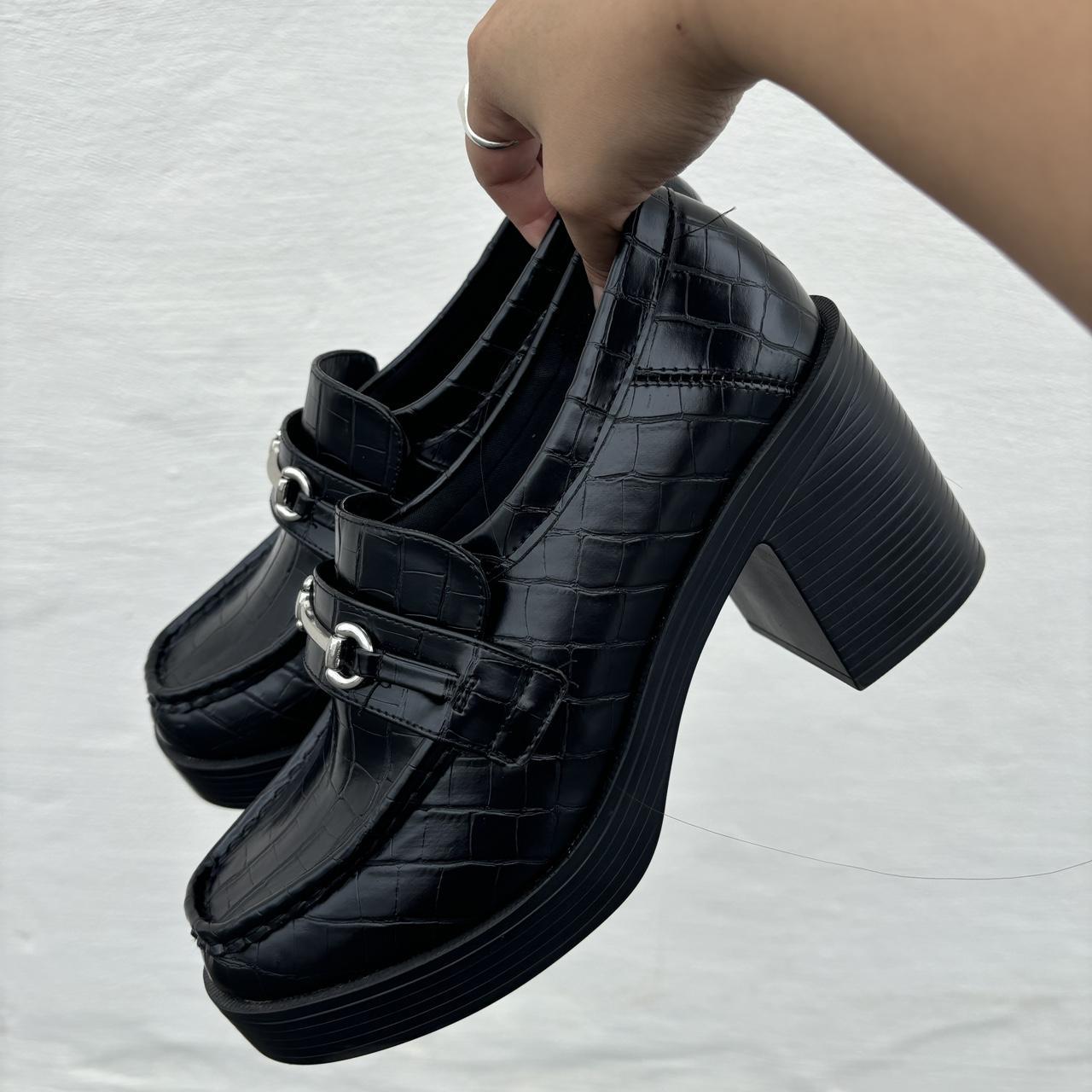 Chunky black faux leather loafers 🖤, Stunning