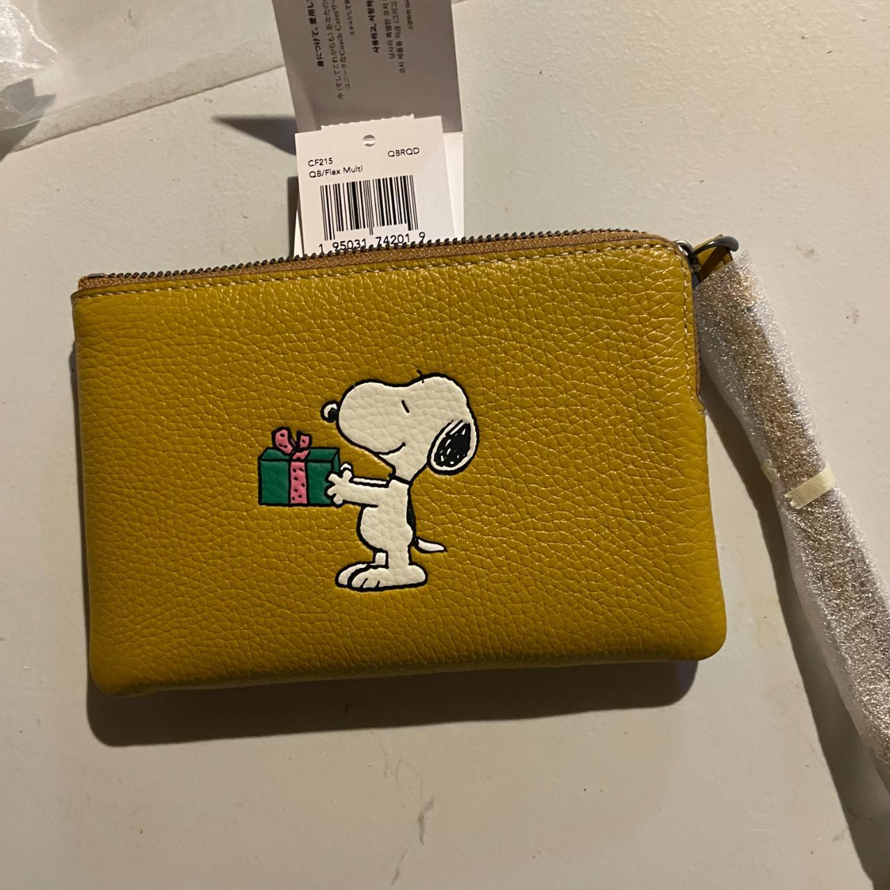 Coach Wristlet Snoopy with present high quality motif CF215