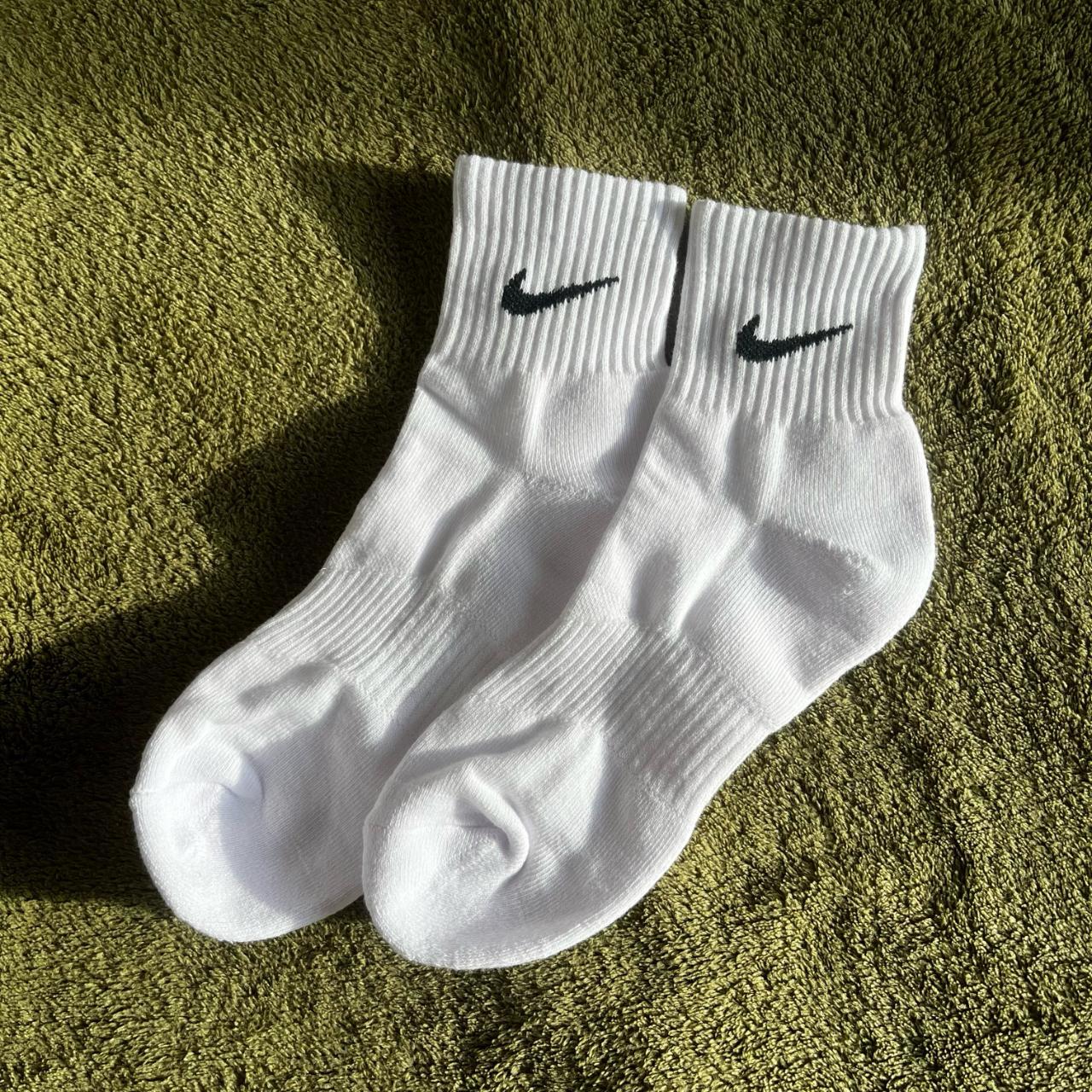 mens small nike socks