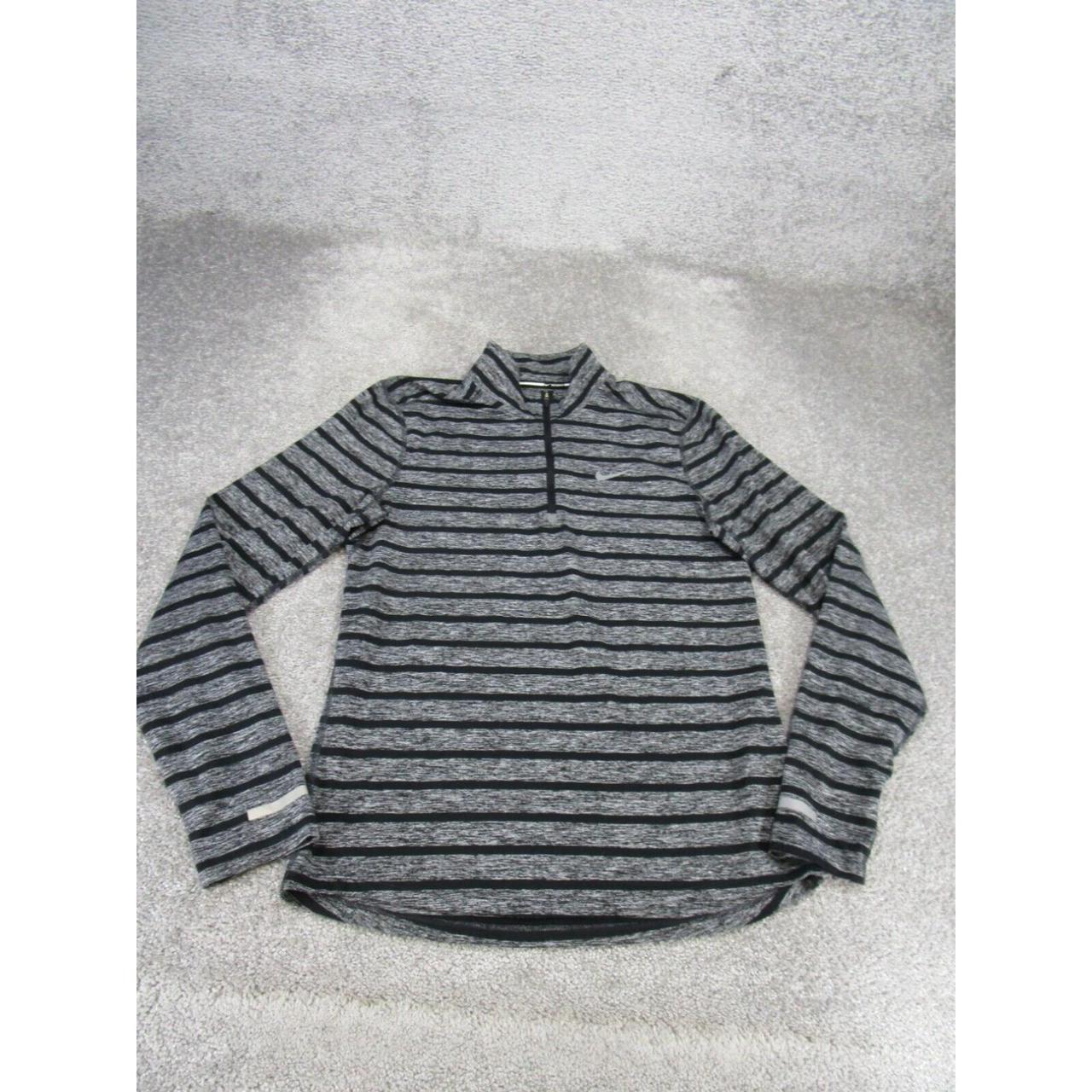 nike sweatshirt mens small