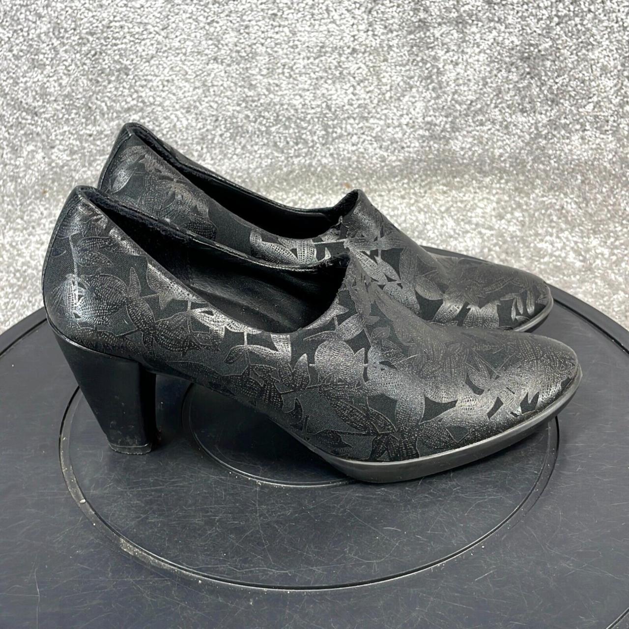 Ecco Heels Women s Size 5.5 Pump Black Leather Slip. Depop