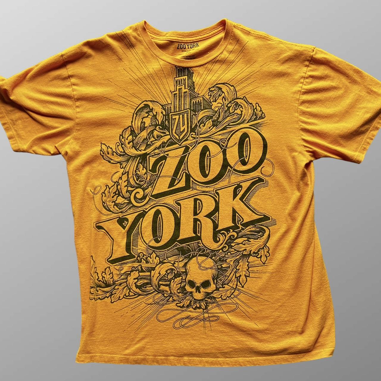 ‘Zoo York’ Y2K type graphic Yellow Tee.💛 Sick... - Depop