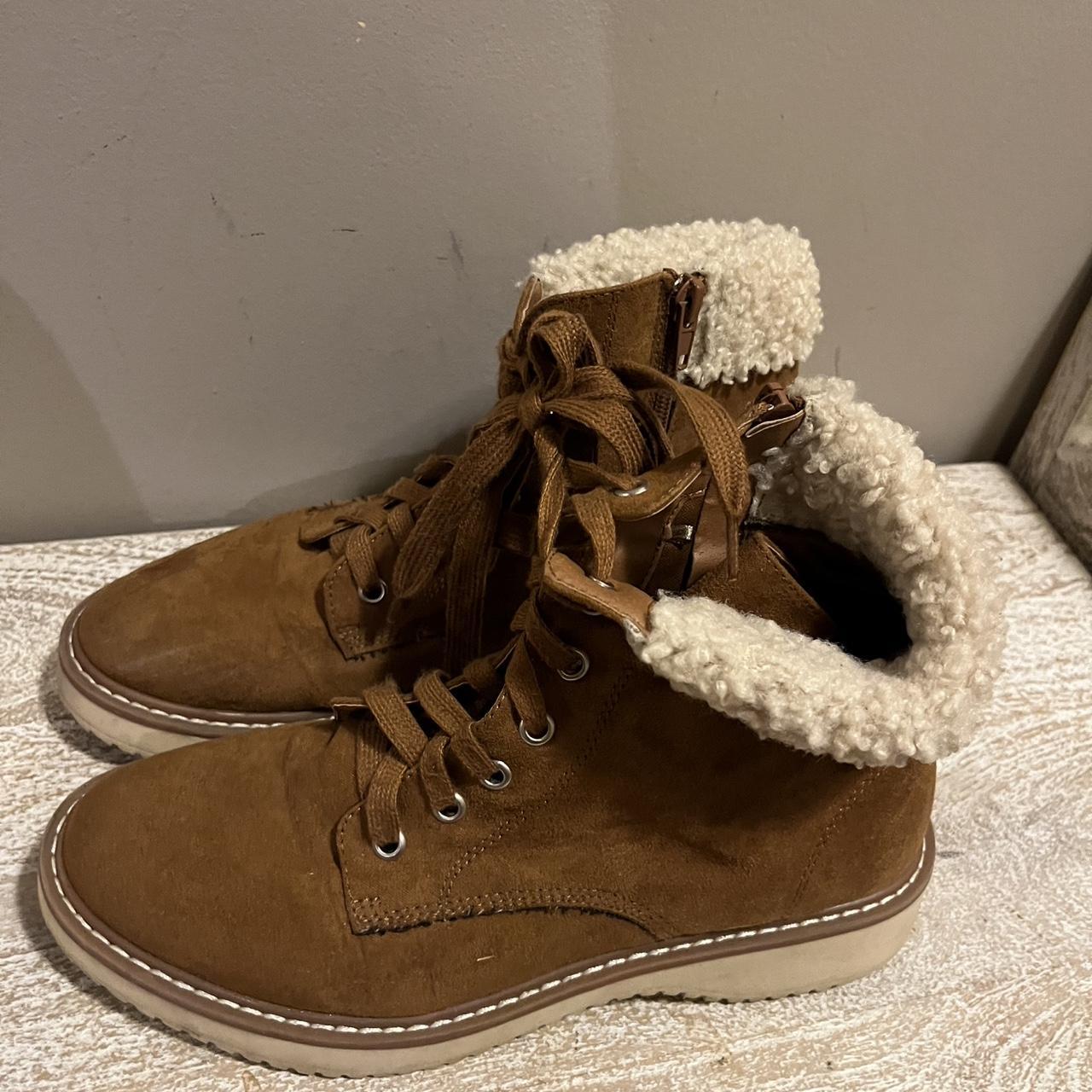 item listed by preppyhippy