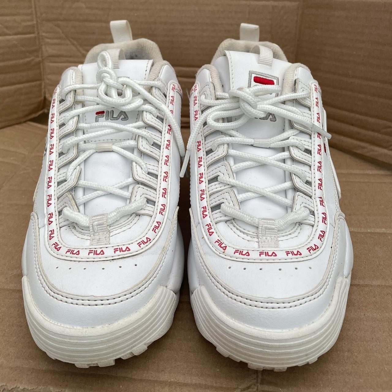 Size fila trainers online