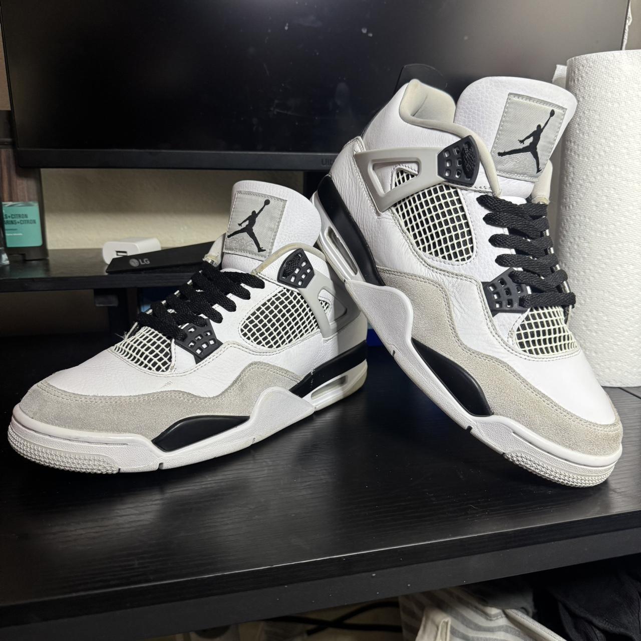 item listed by dakota_hurst