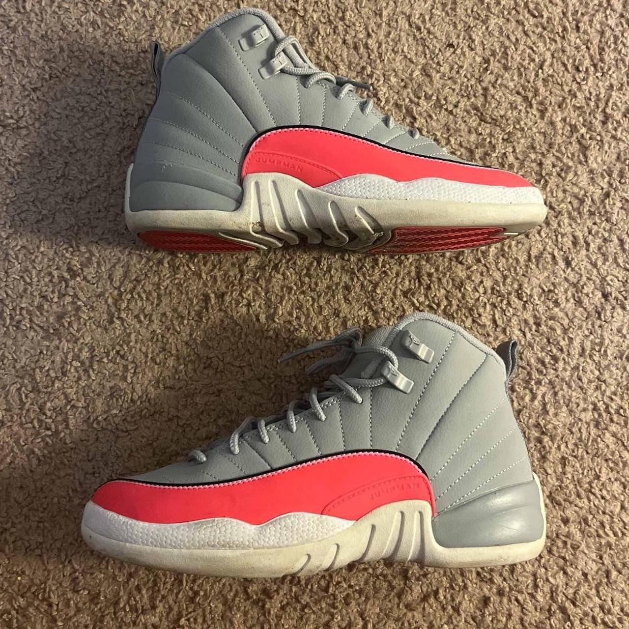 Air Jordan 12 Retro GS Racer Pink Size 7Y in