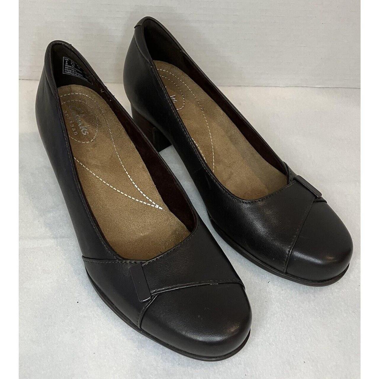 Clarks rosalyn belle pump hotsell