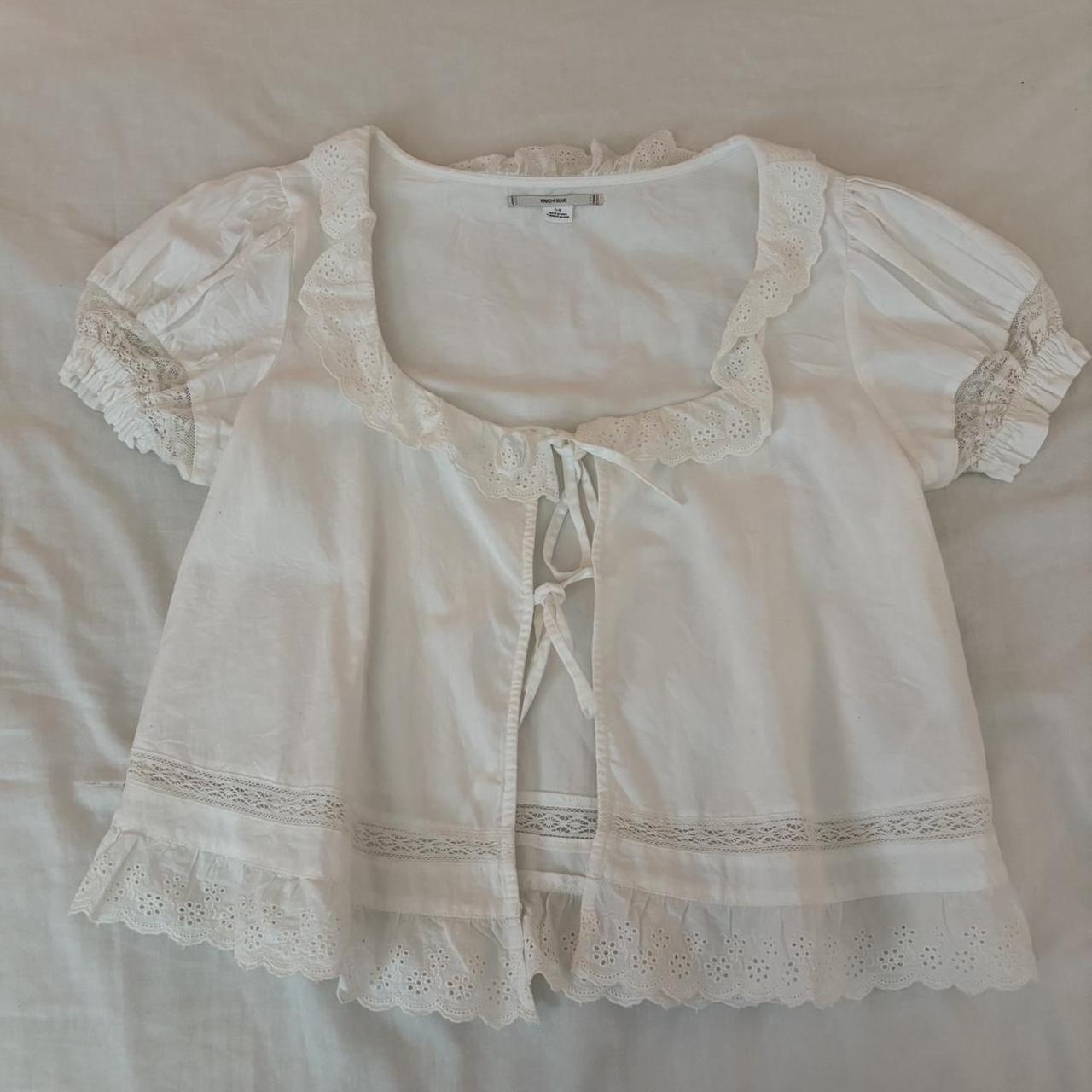 item listed by laur8n
