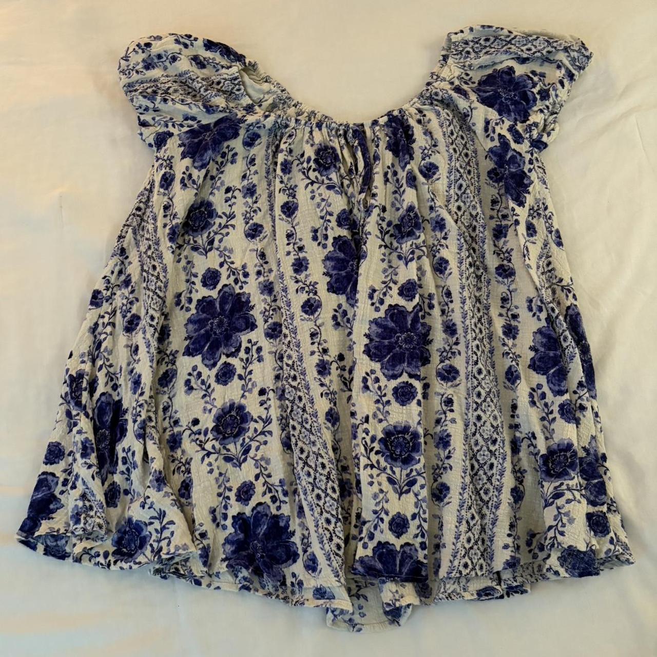 item listed by laur8n