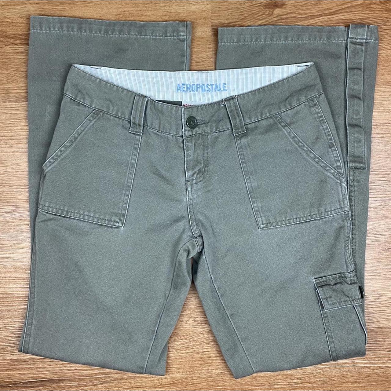 y2k aeropostale low rise cargo pants! -bottom of... - Depop