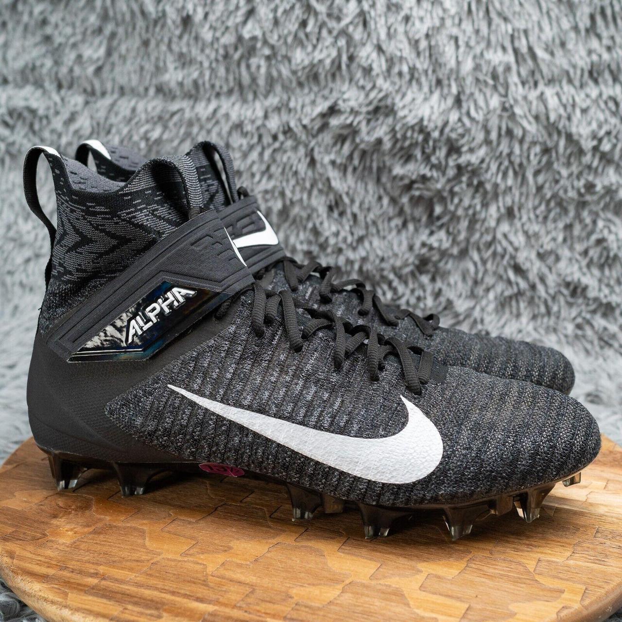 Flyknit football cleats best sale