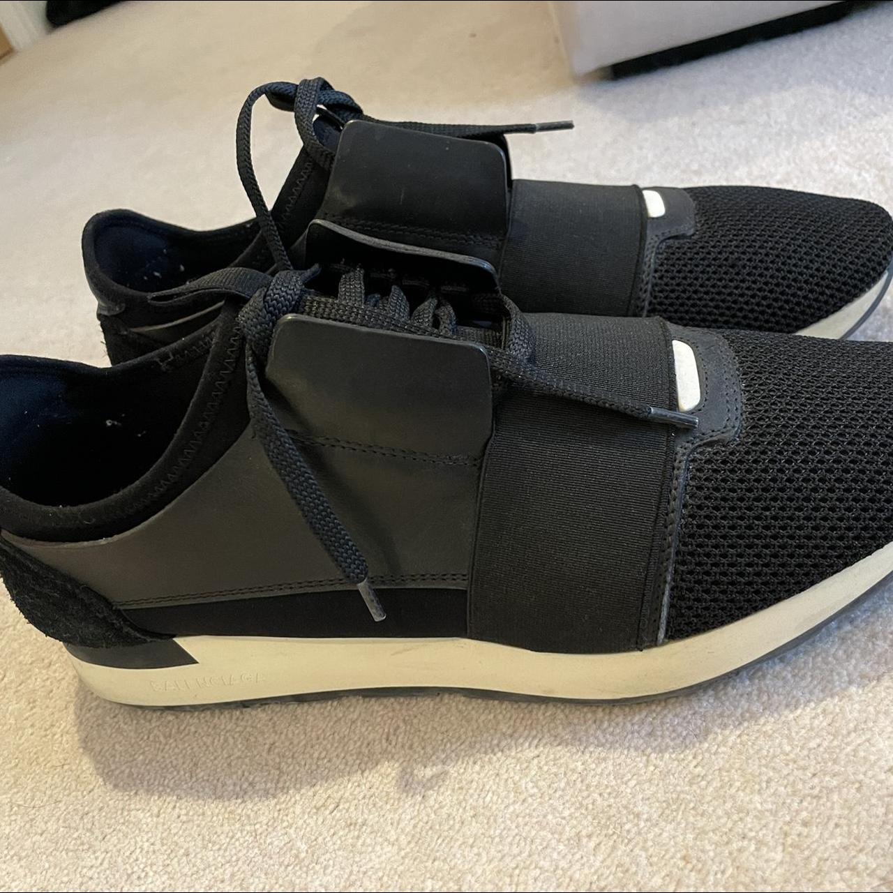 balenciaga trainers black and white