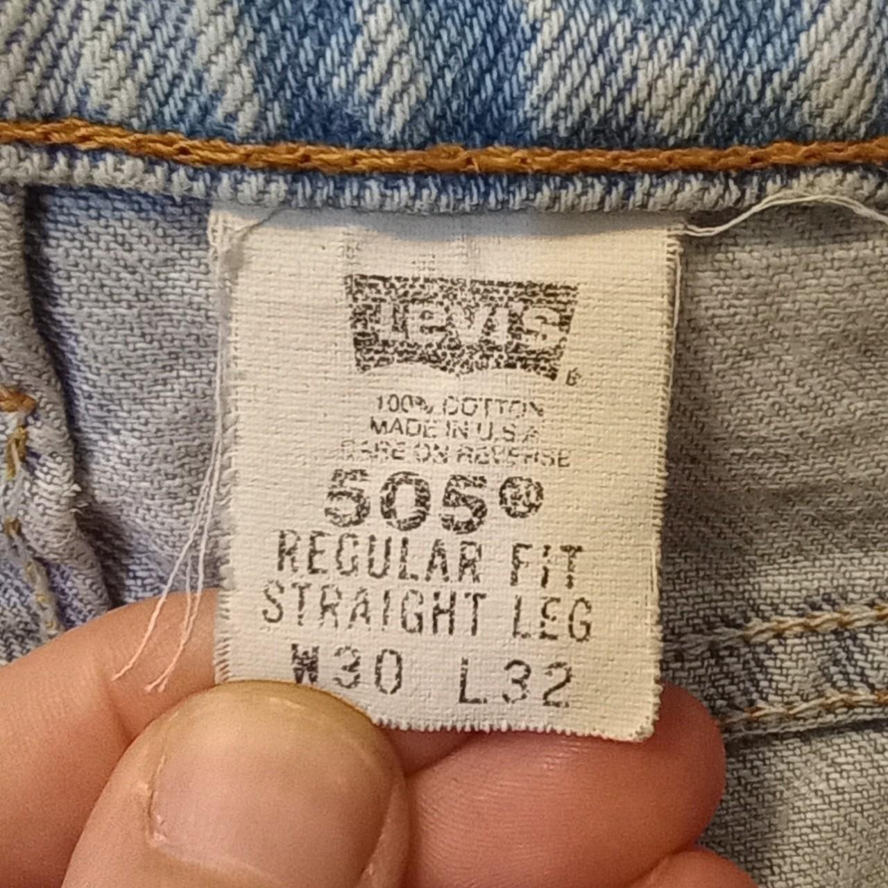 New Vintage Levi selling Mens Jeans Size 30X32