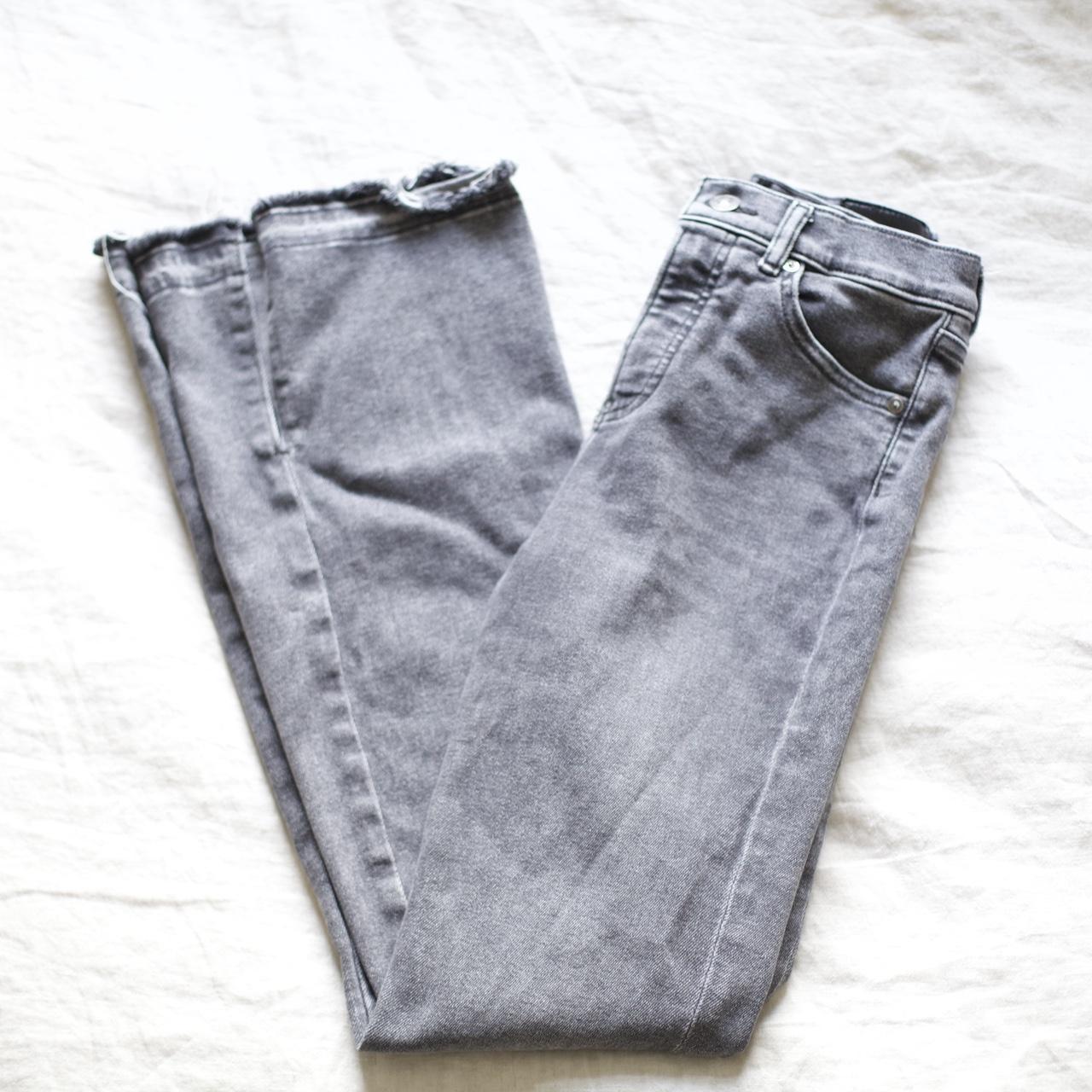 item listed by zoeelizabethh