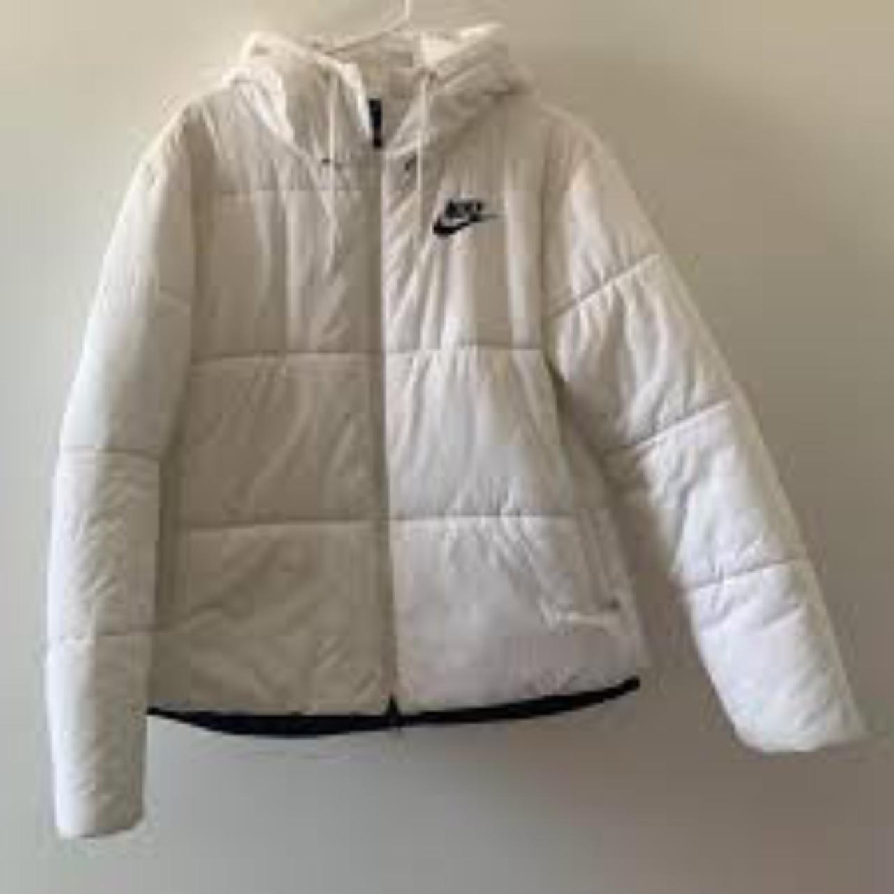 ladies nike puffer coat