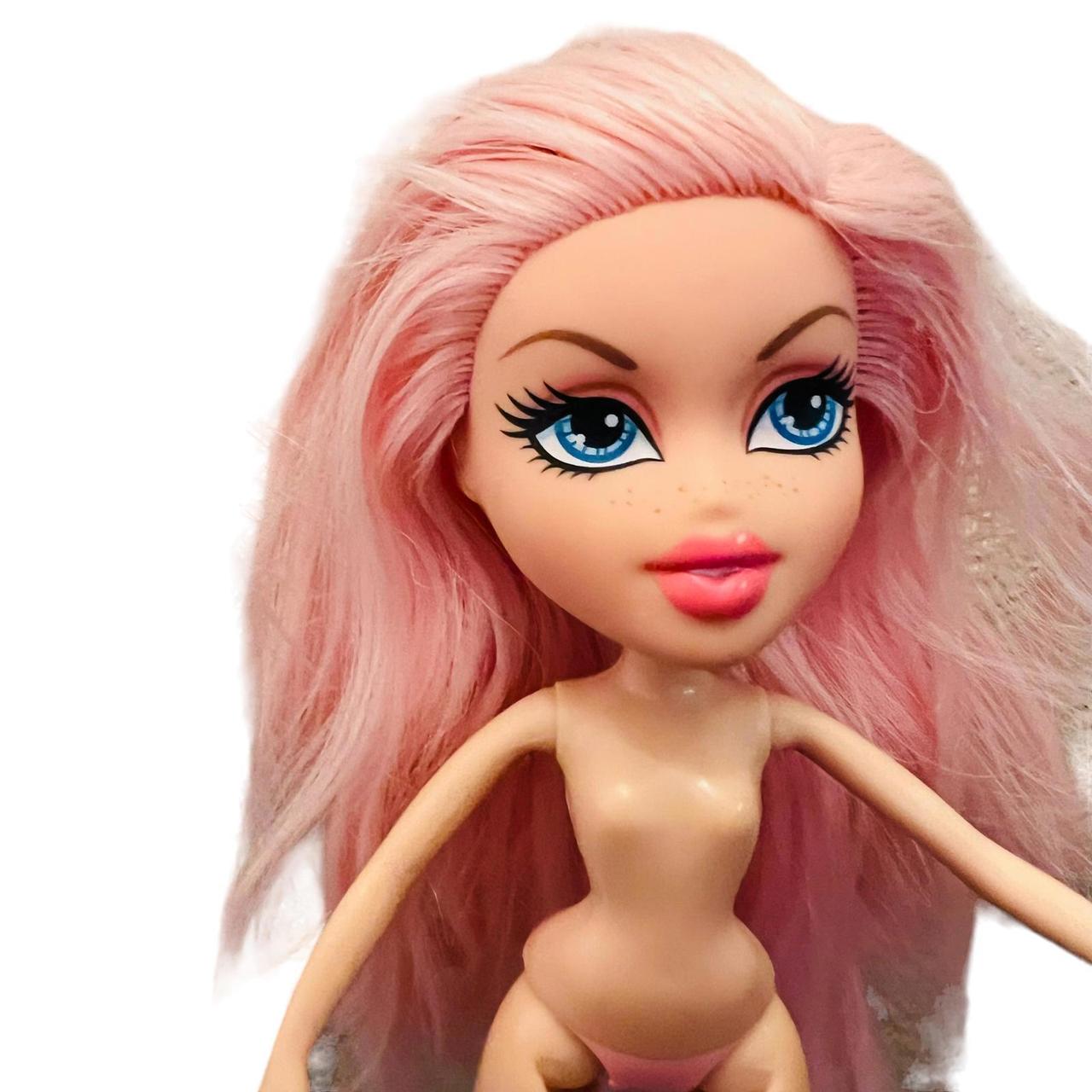 RARE BRATZ CLOE NUDE DOLL PINK HAIR PINK BOOTS WITH... - Depop