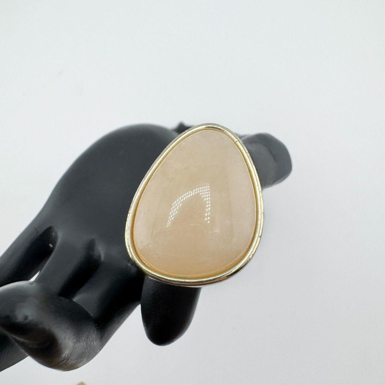 Source Unknown Women's Ring - Cream/Gold – Vintag… - image 3