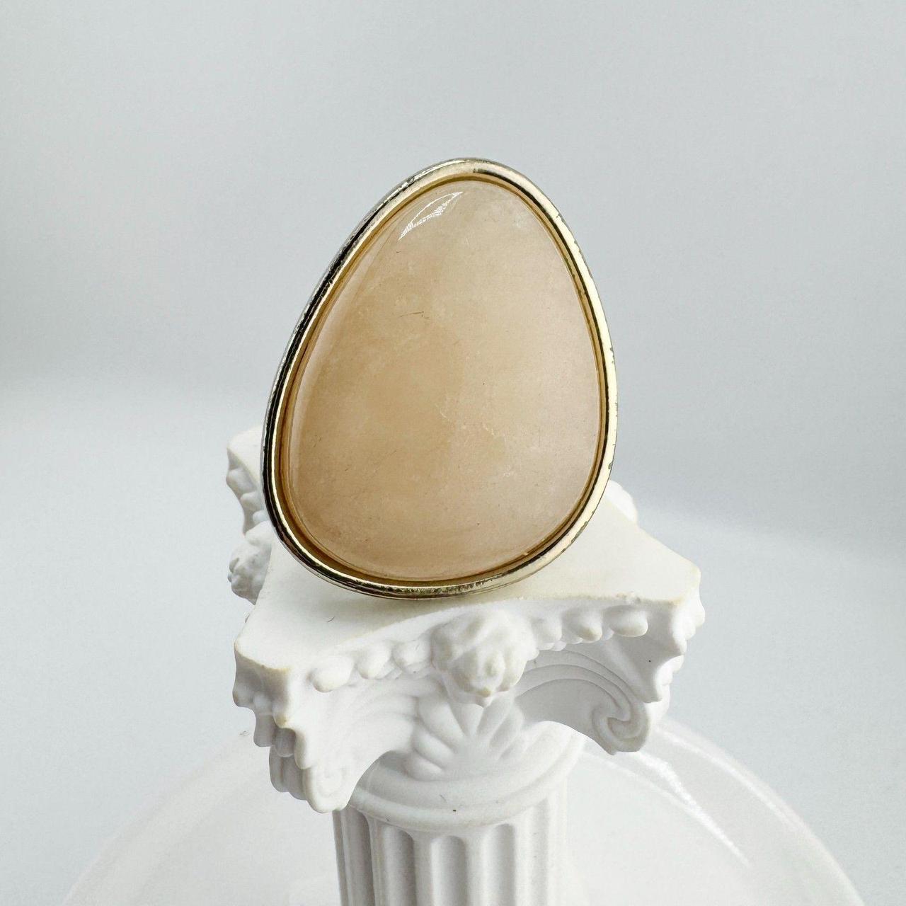 Source Unknown Women's Ring - Cream/Gold – Vintag… - image 6