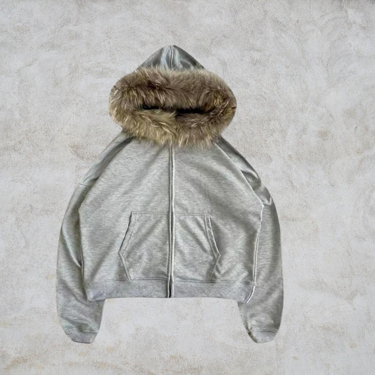 Y2k fur-jacket - Depop