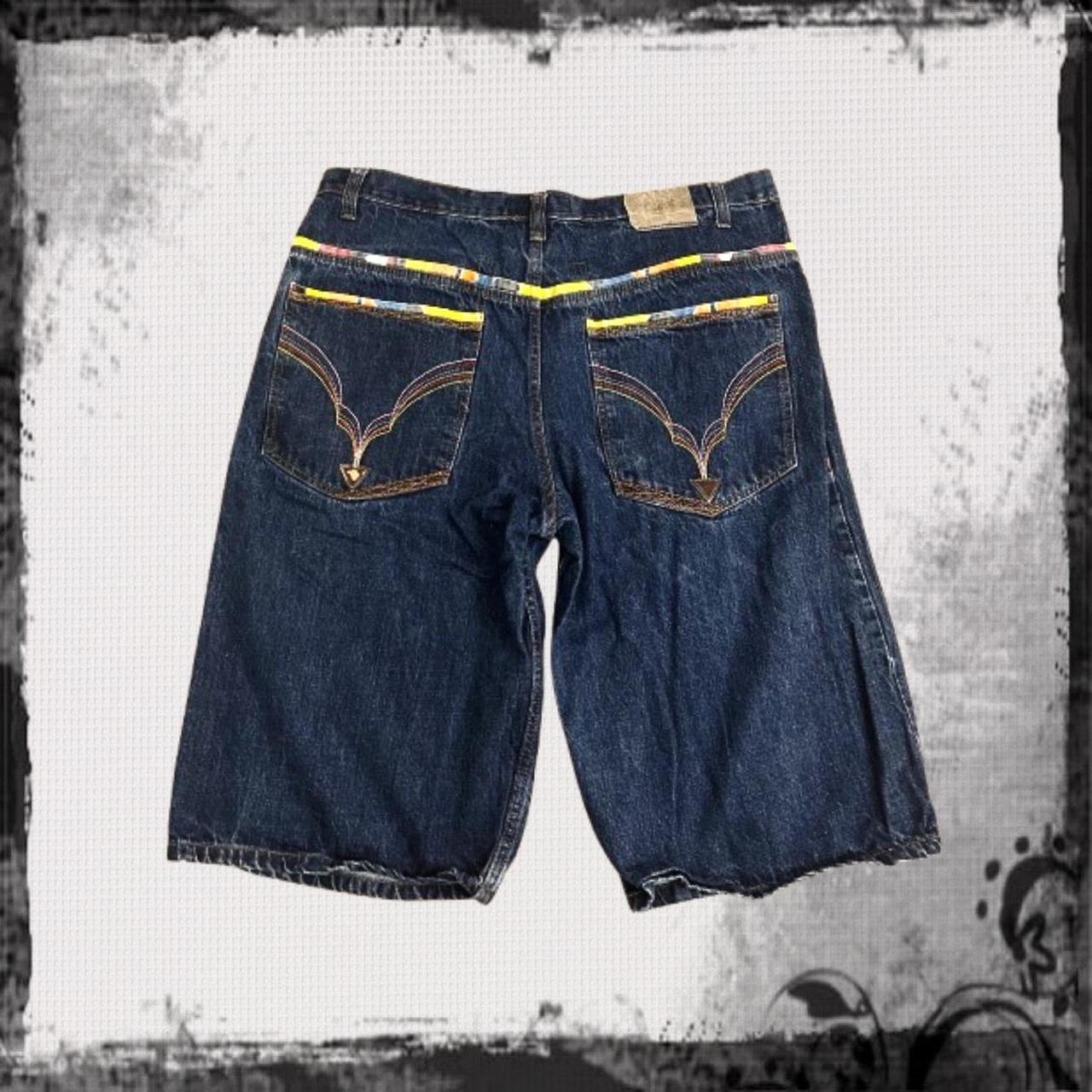 item listed by gravewears