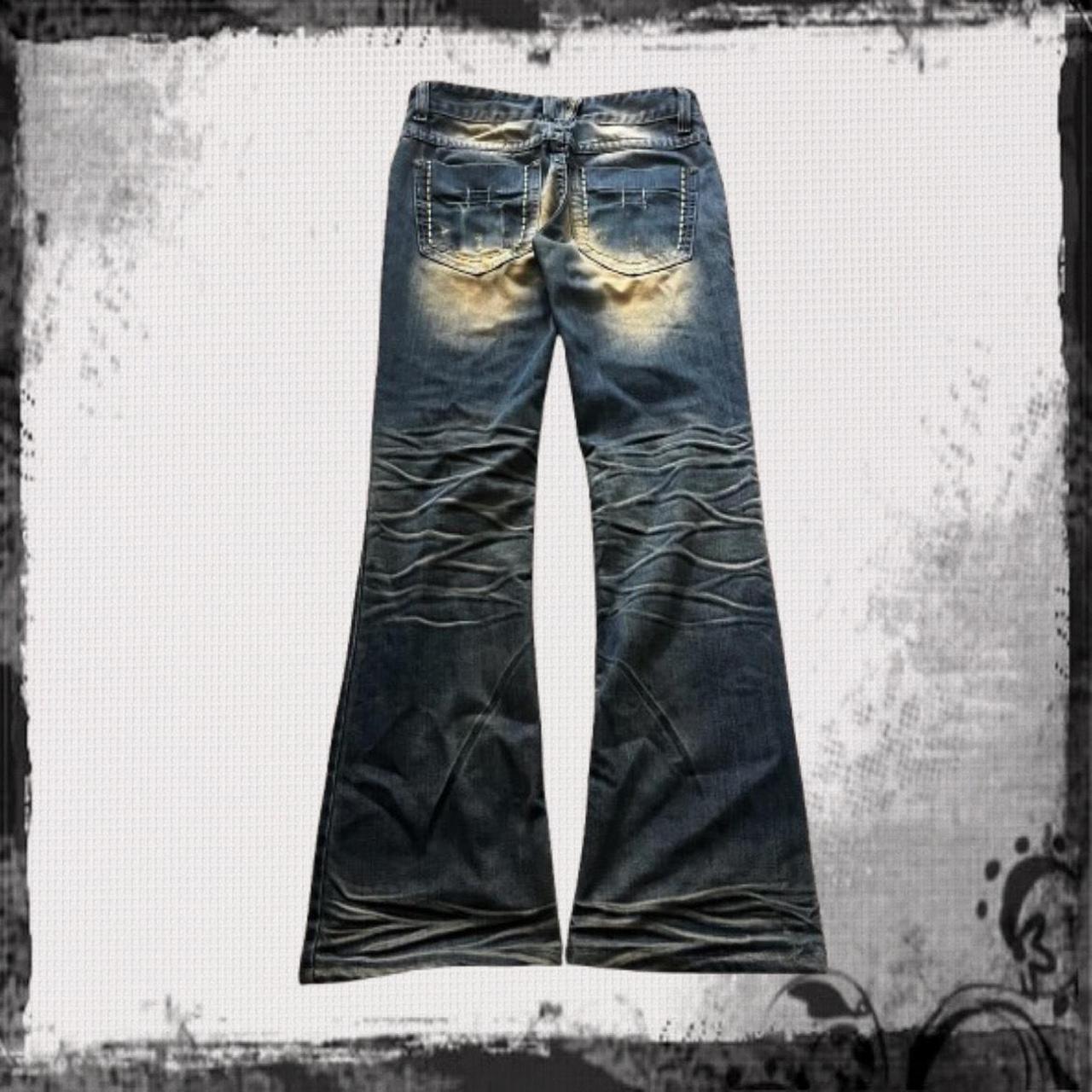 item listed by gravewears
