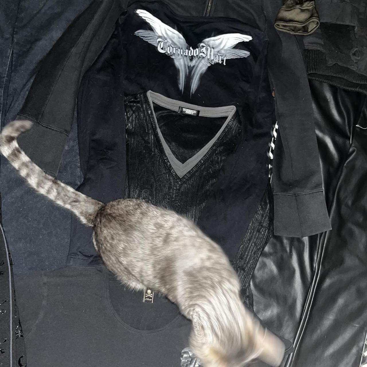 item listed by gravewears
