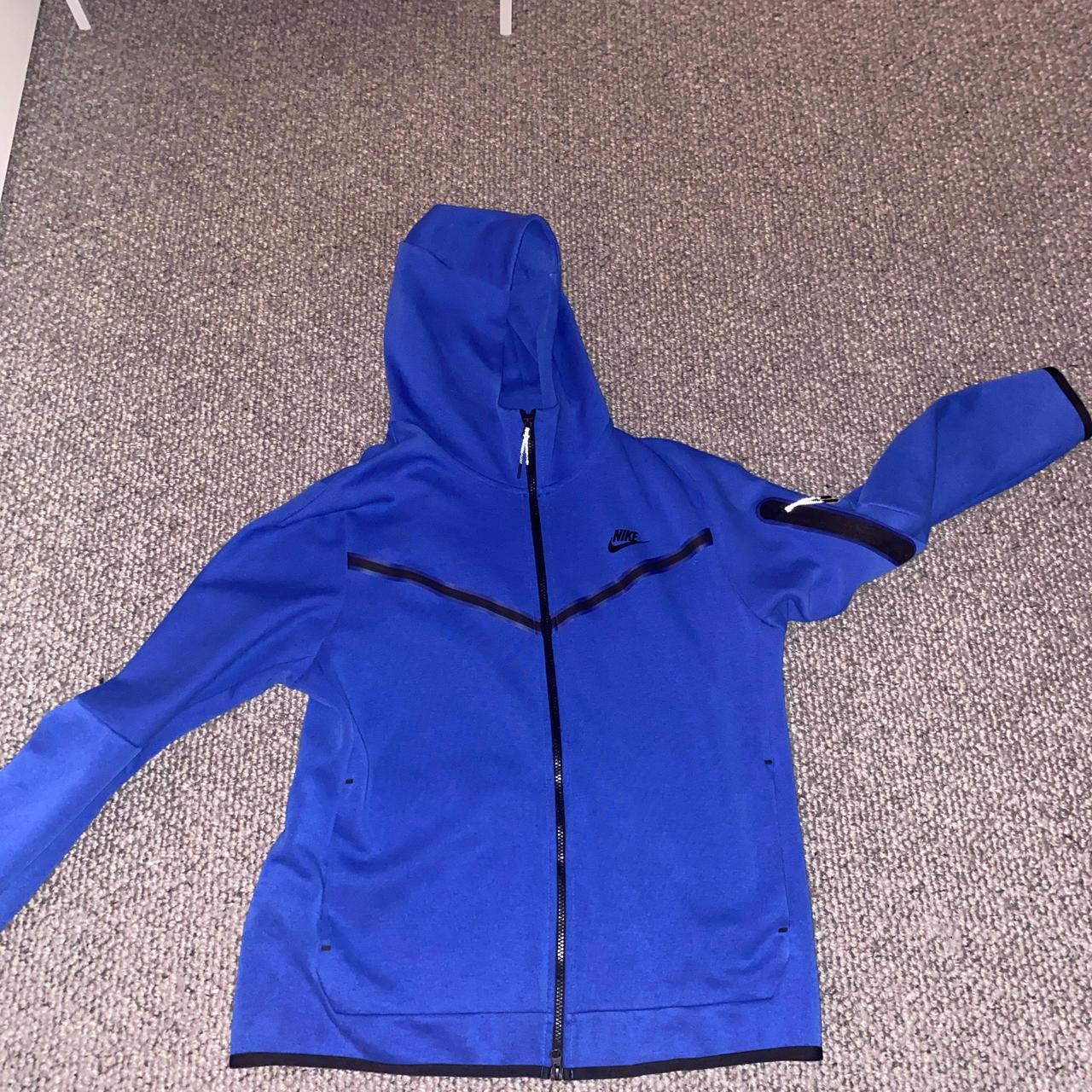 royal blue nike fleece