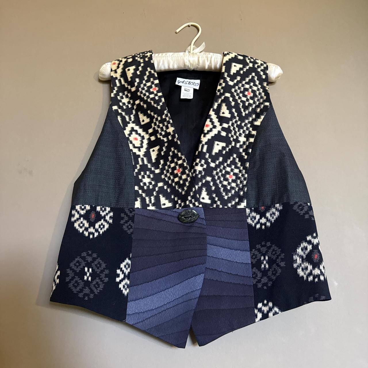 item listed by ohmyohmiaa