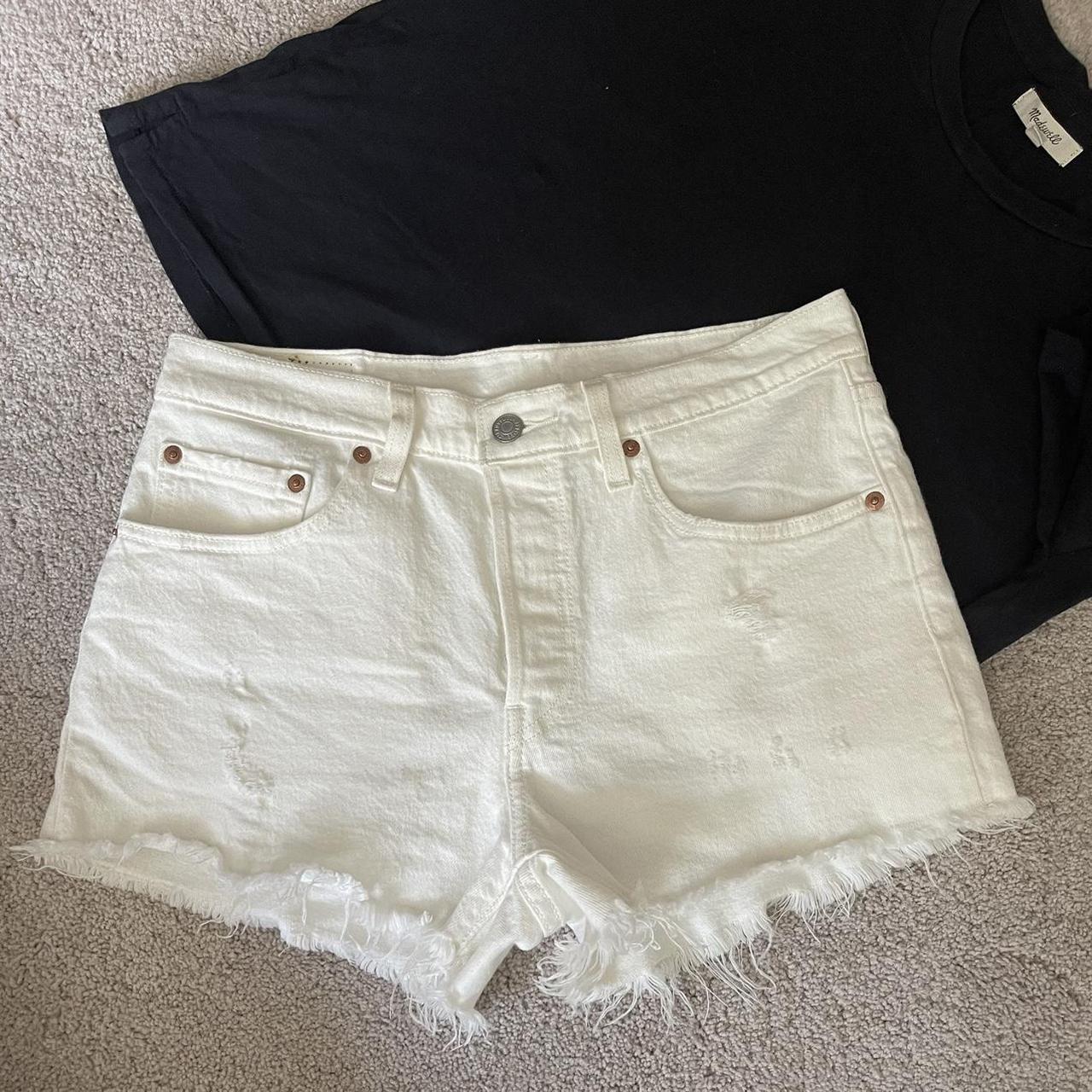 item listed by linenlovely