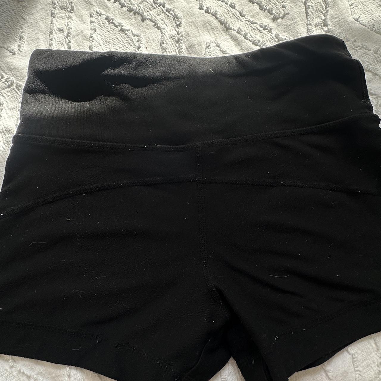 black gym shorts 💛 - Depop