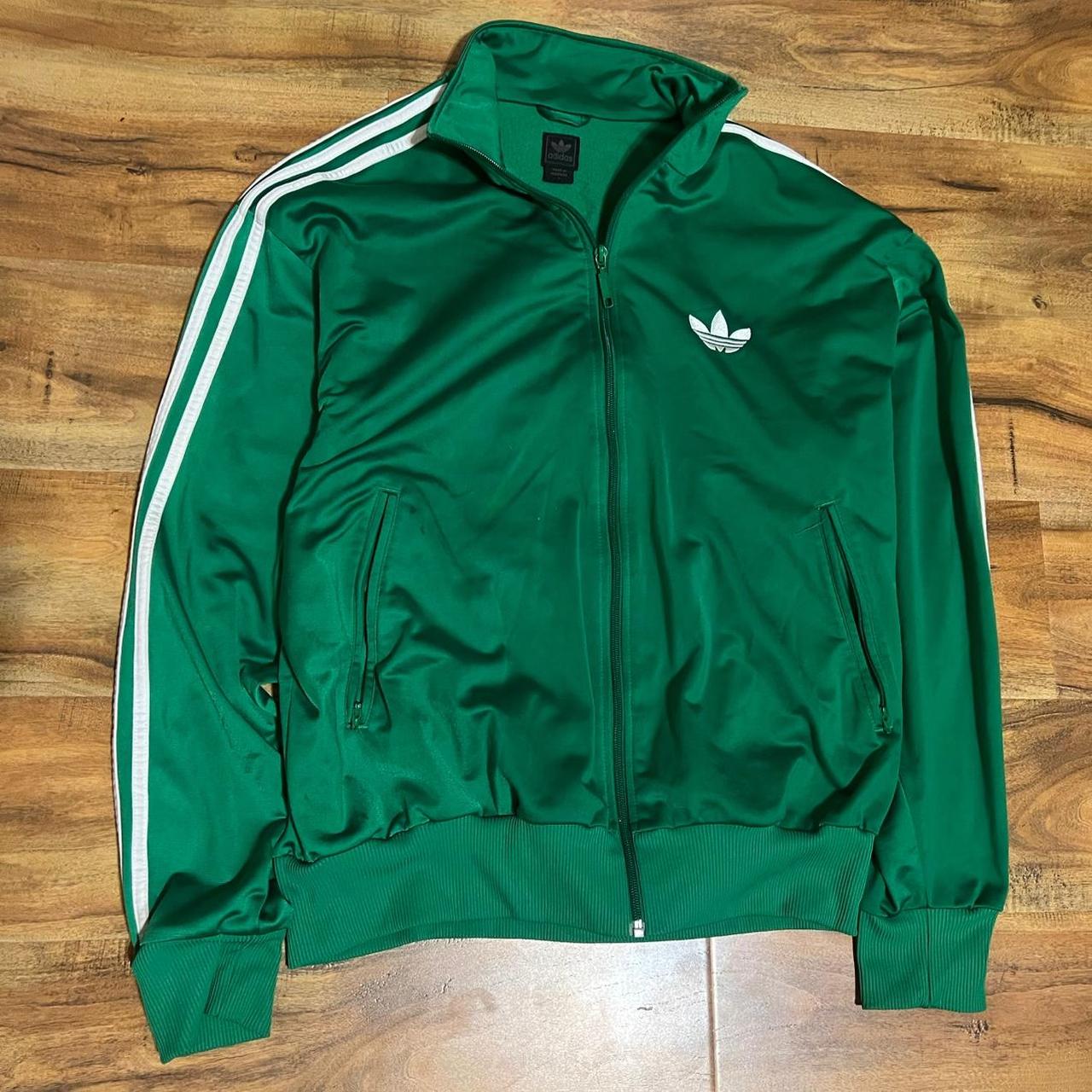 item listed by threadedbins