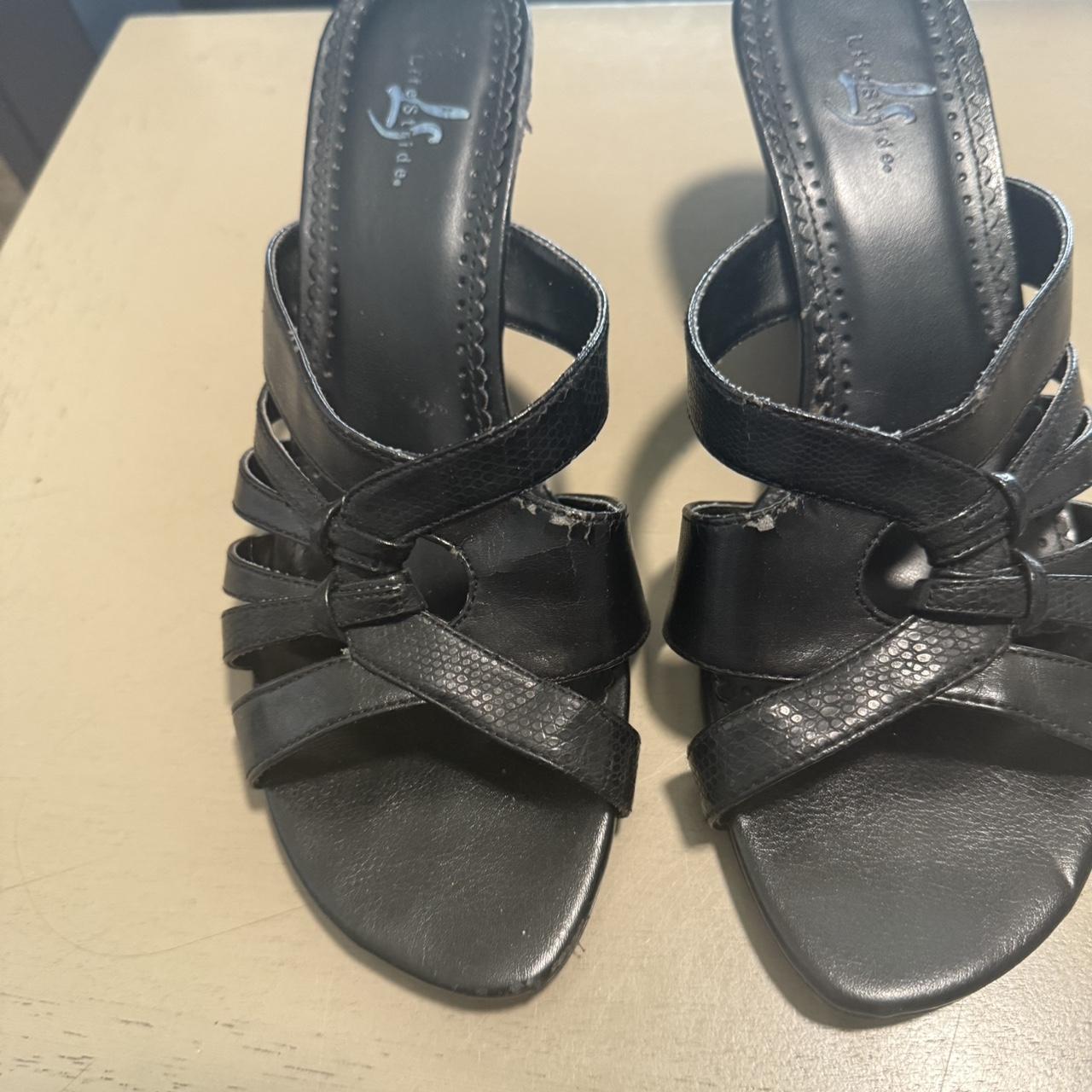 item listed by urgirllizzy