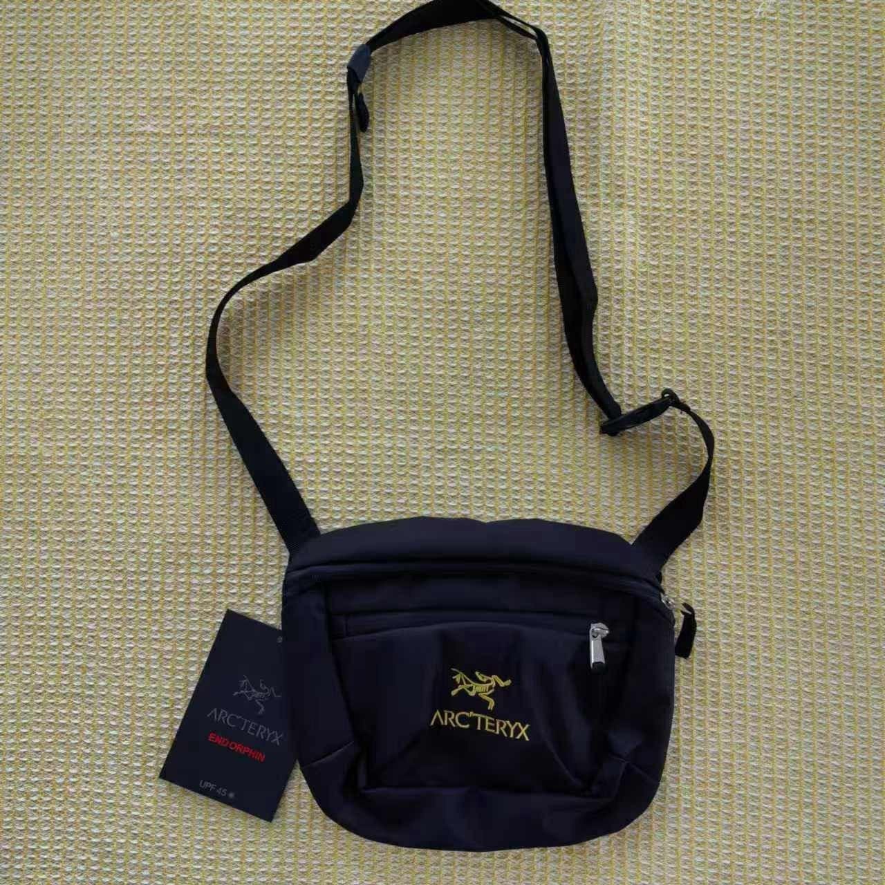 Arc'teryx Crossbody Bag for Men and Women in | Depop