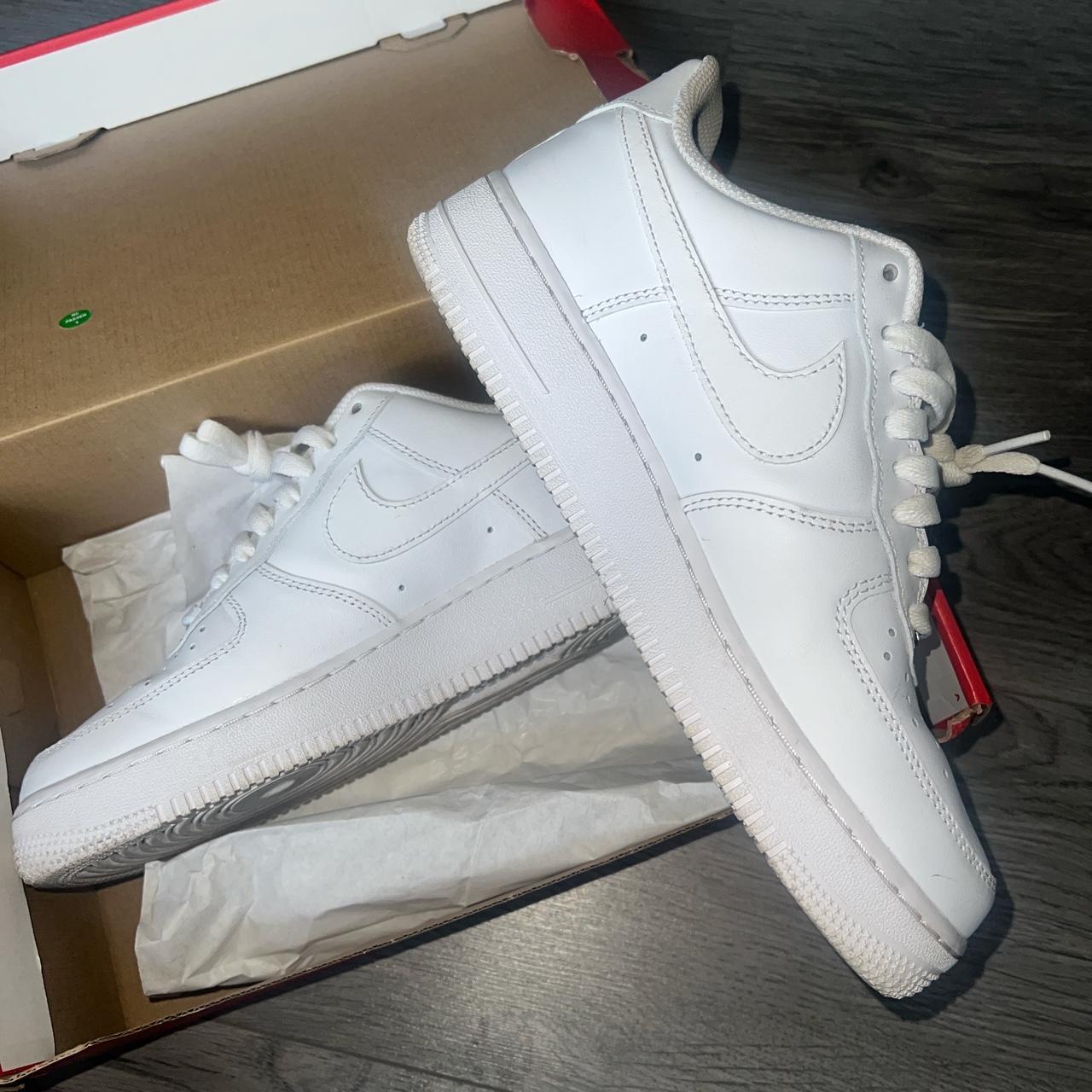 Uk 7 airforce 1 white - Depop