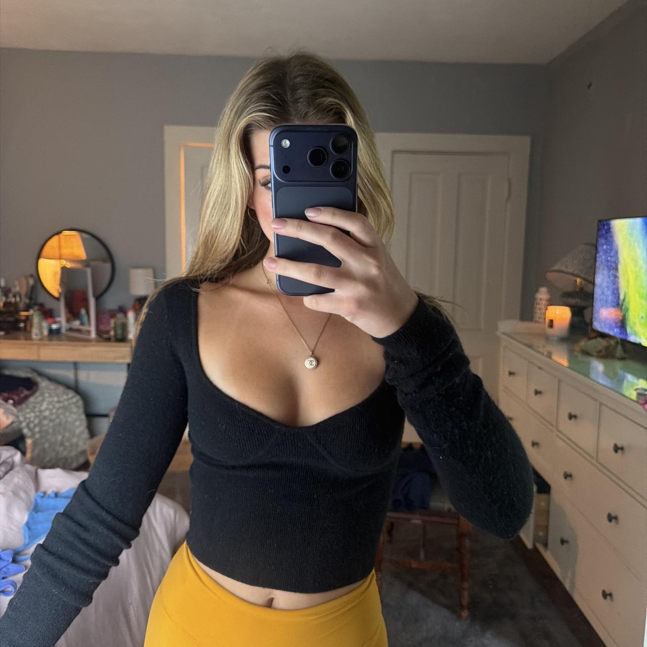 item listed by lolamccarty15