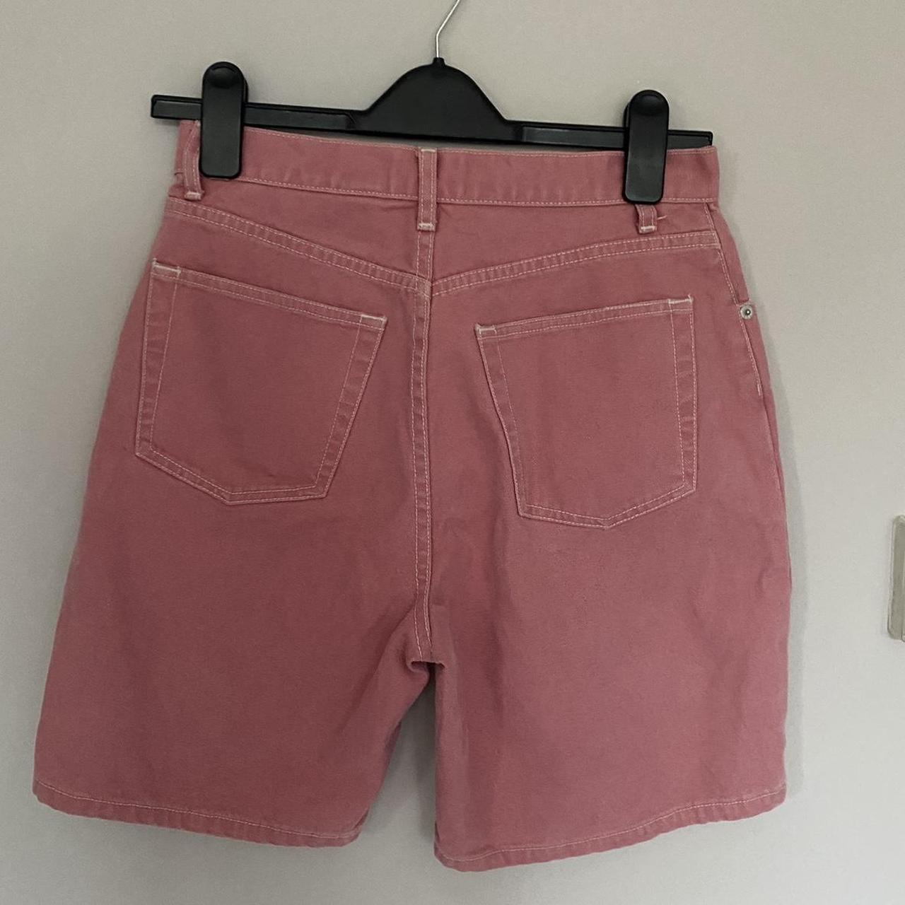 Gap Women's Pink and White Shorts | Depop