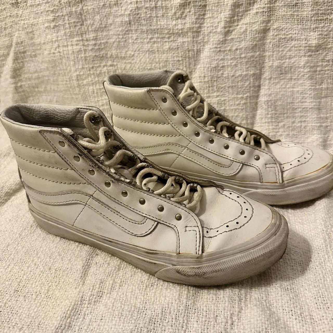 White vans 2024 womens size 6