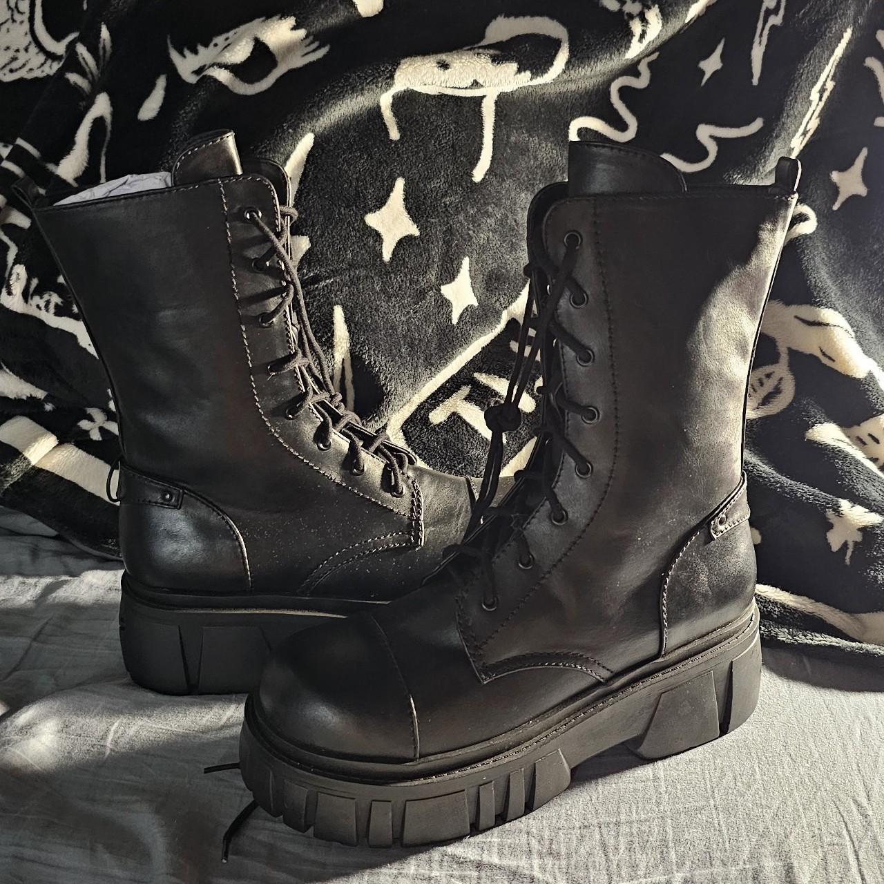 demonia combat boots