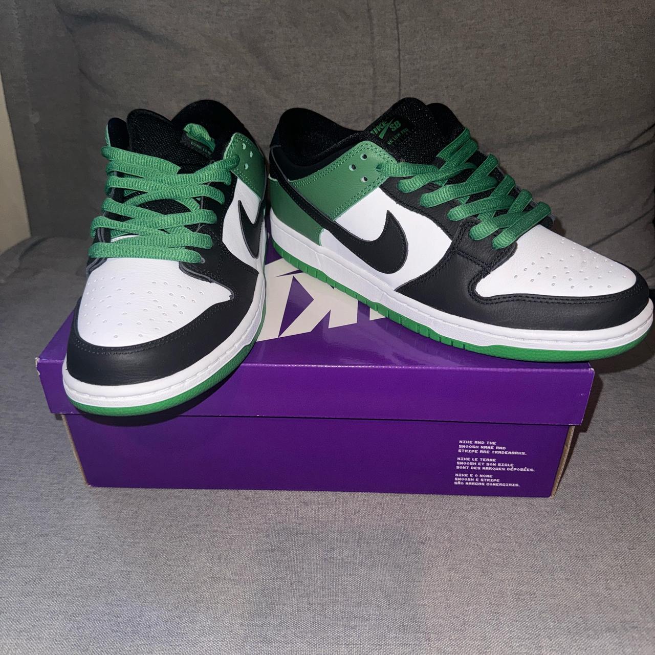 nike sb dunk low classic