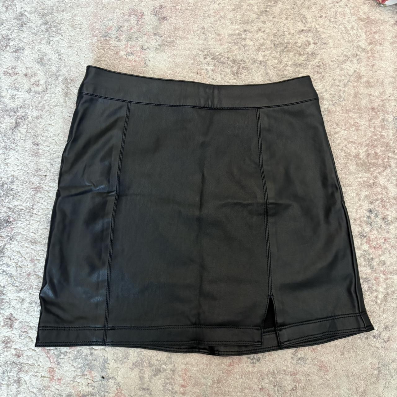 item listed by lexi_jade_chap