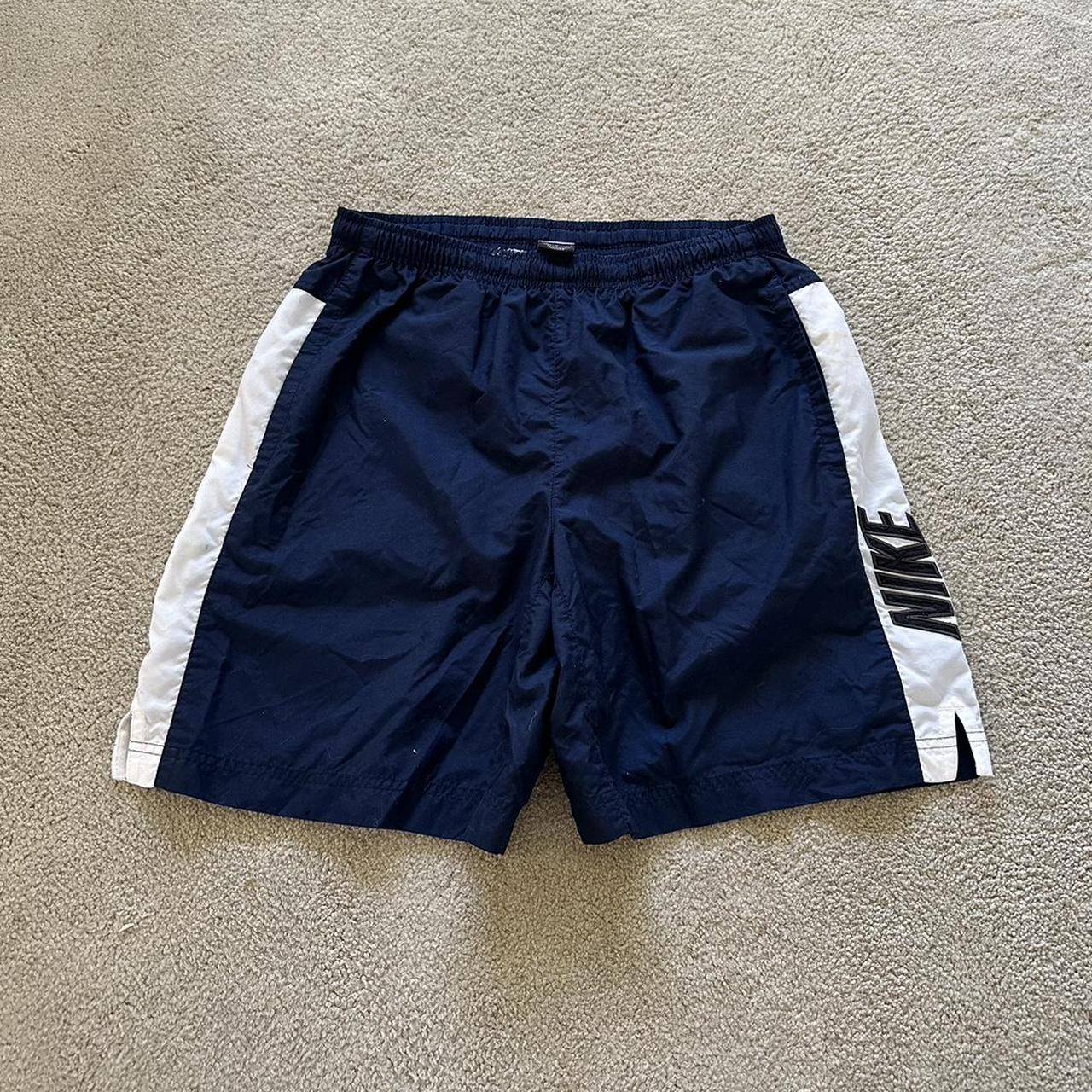 item listed by risky_resell