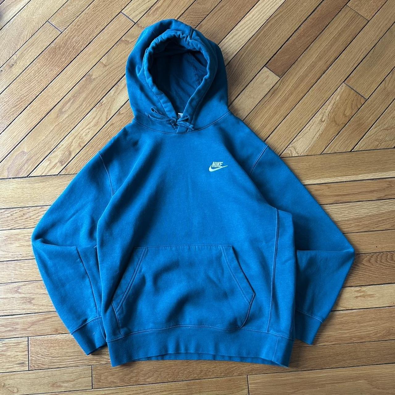 item listed by risky_resell