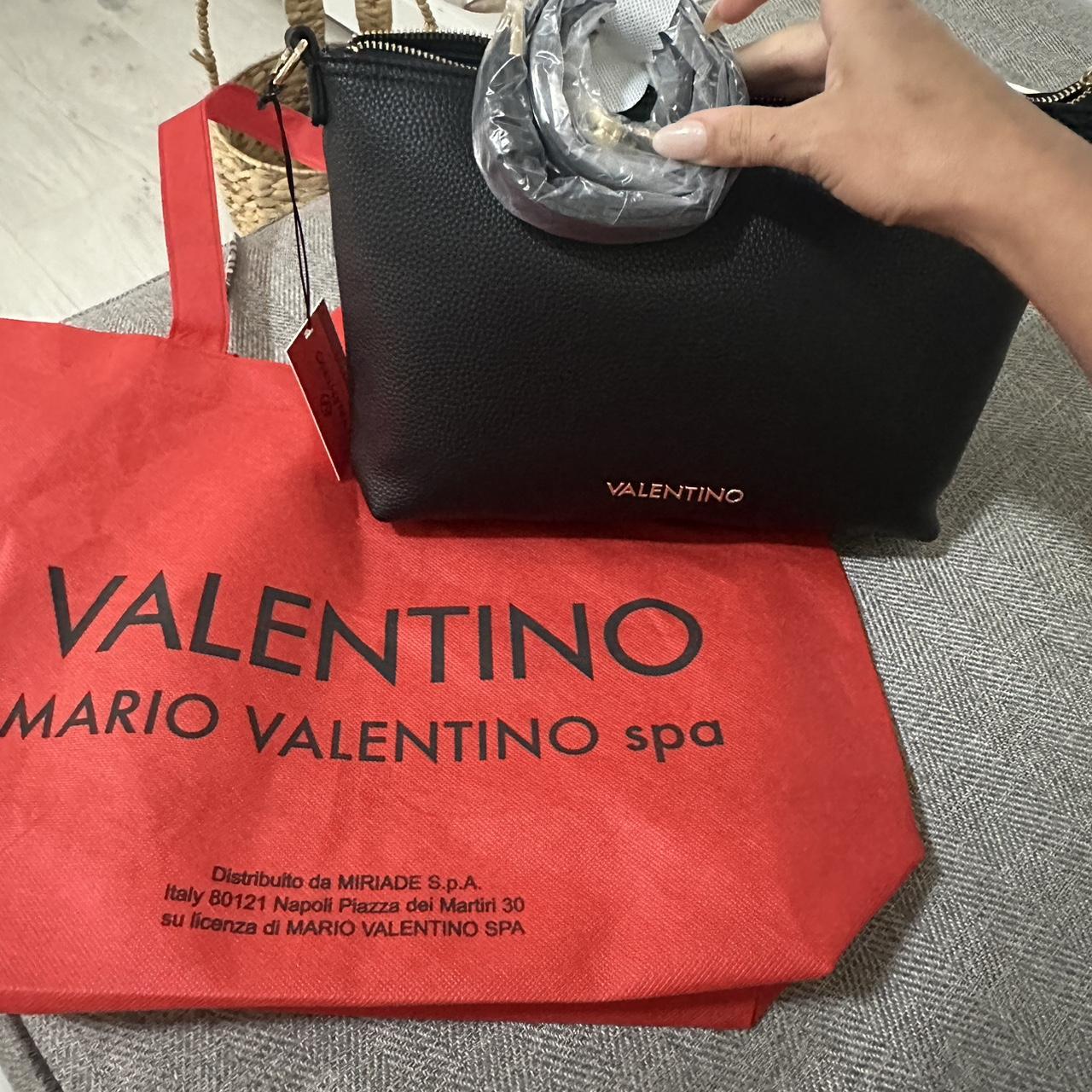 ValentinoBags di incrieble Mario