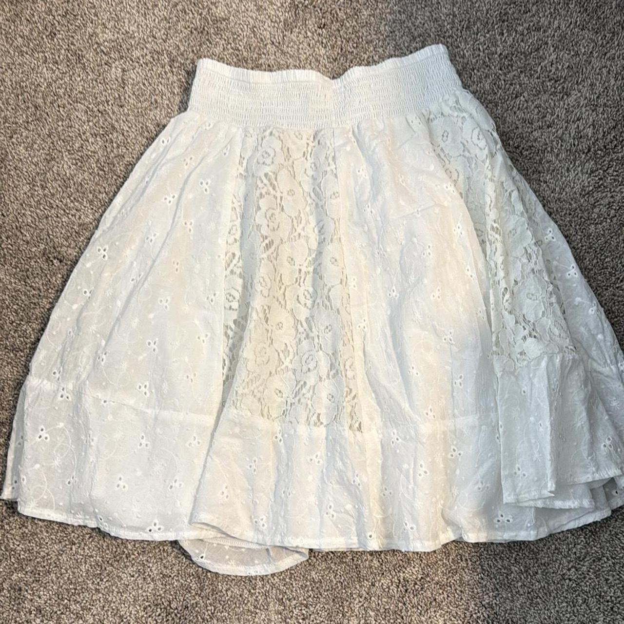 Women's Skirt - White - M – White Joe Benbasset l… - image 3