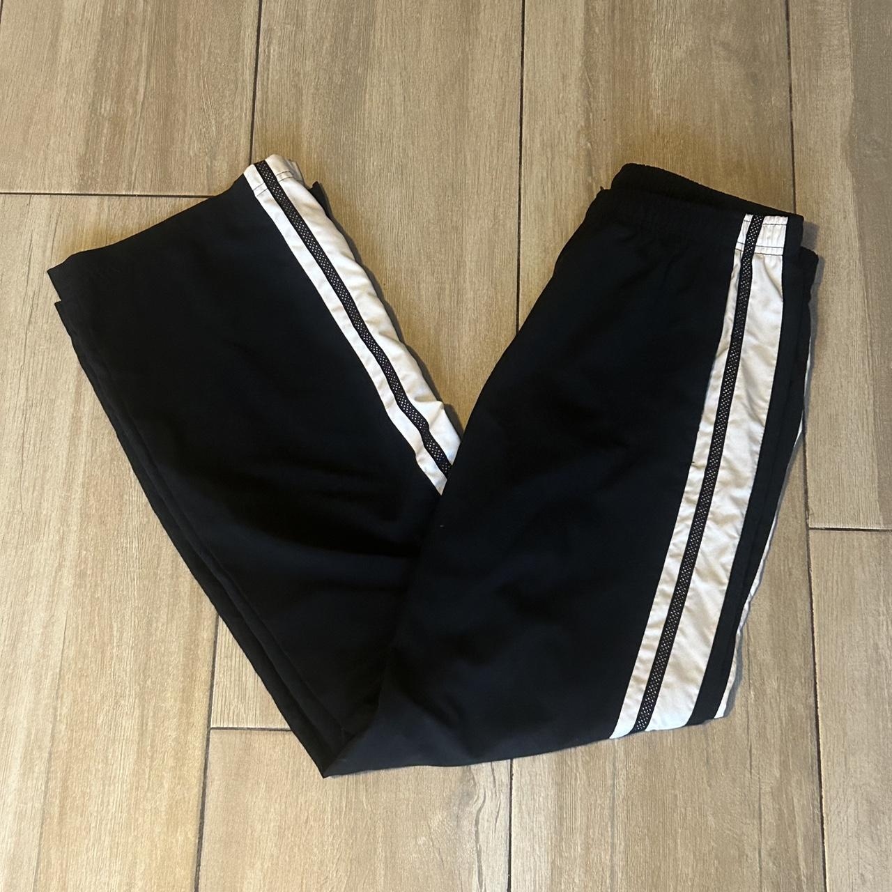 black nike jogger sweats
