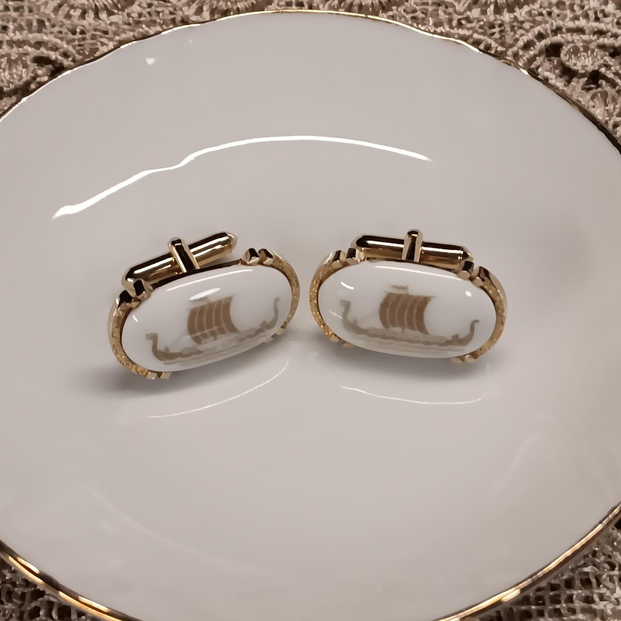 How Much Are SWANK CUFF LINKS Crystal Front Flower Design