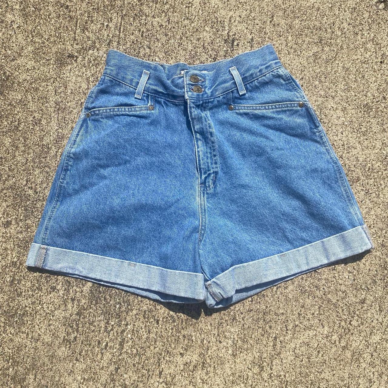 item listed by bettysclosettt