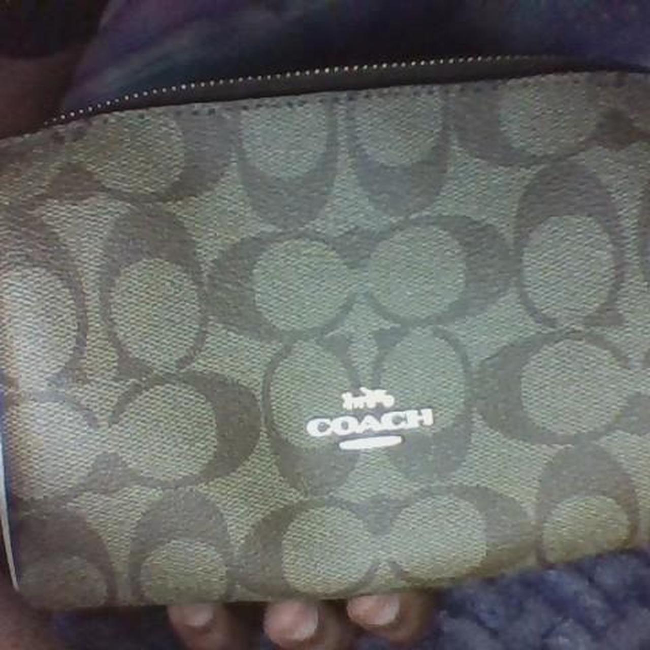 coach makeup bag only used like twice real - Depop