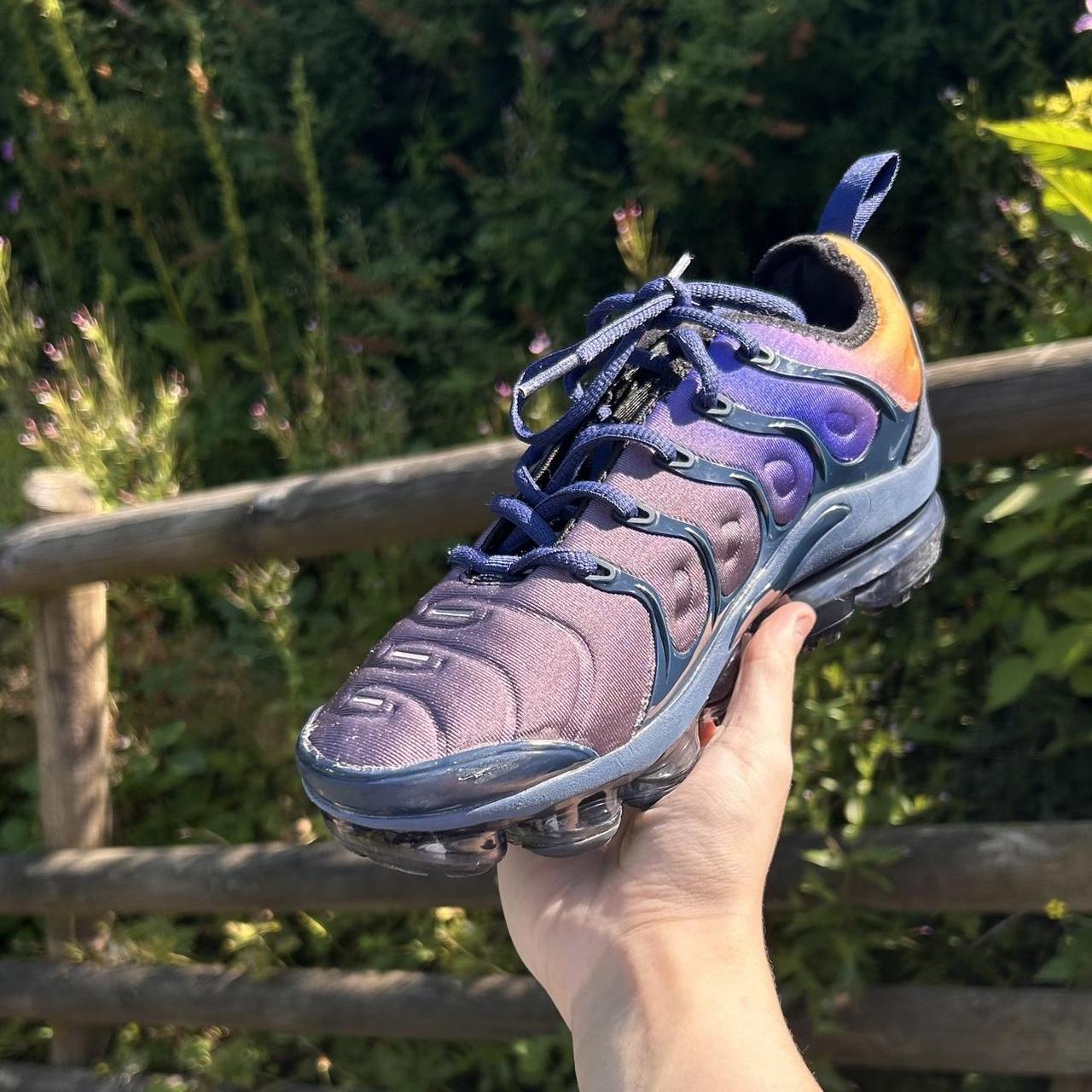 Air vapormax plus persian violet midnight navy hotsell