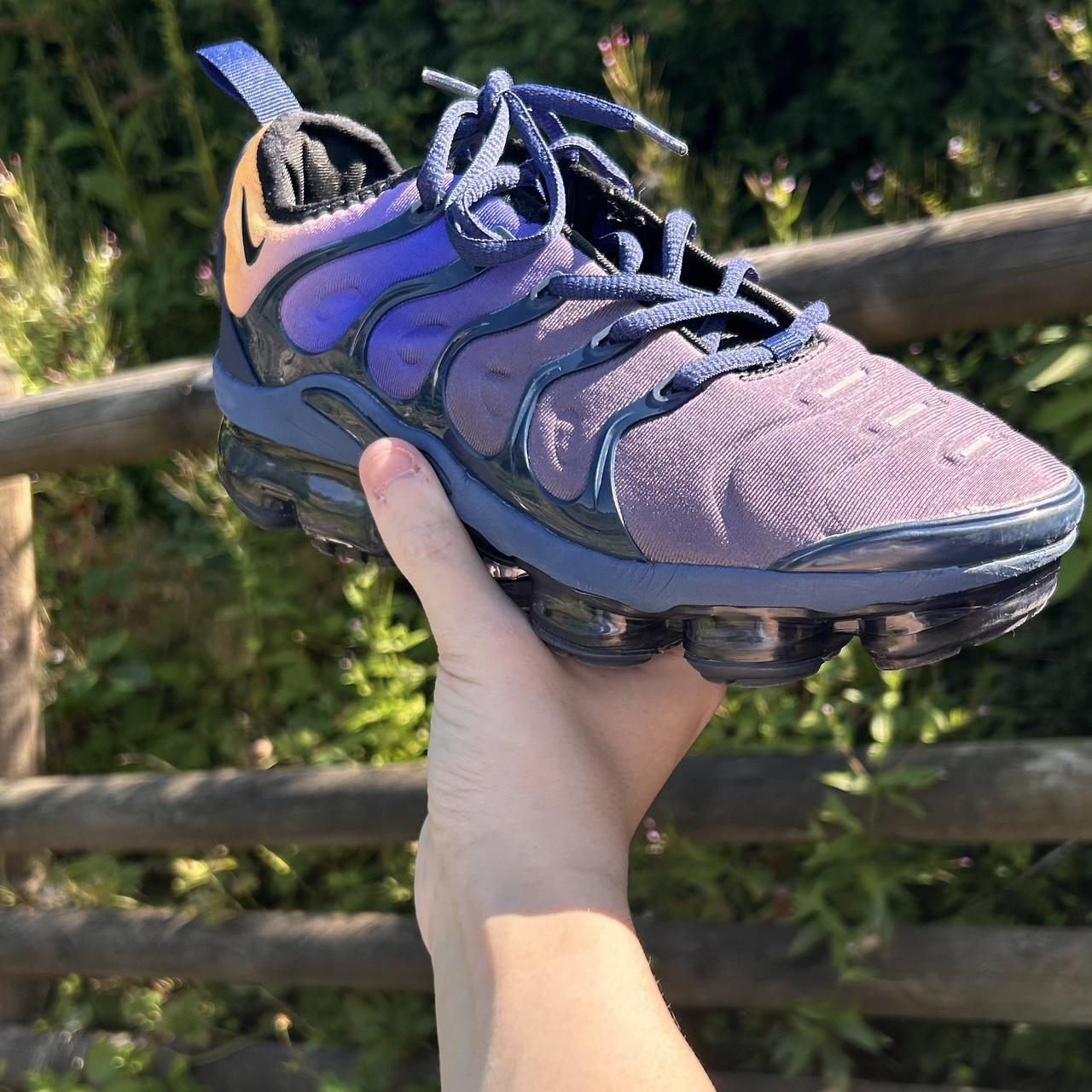 Air vapormax plus persian violet midnight navy hotsell